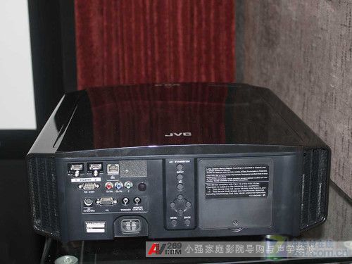 ����(n��i)�׿�3D1080pͶӰJVCXC980�l(f��)��