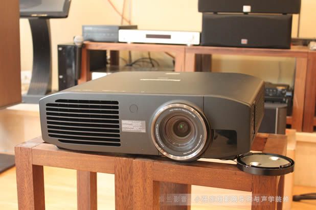 Panasonic AE7000 3DͶӰ�C(j��)