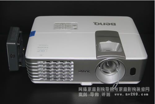 明基W1075投影機(jī)