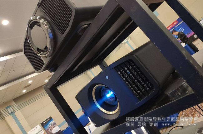 JVC LEOϵ��ԭ��4K D-ILAͶӰ�C ���M�������Ĵ�HDR